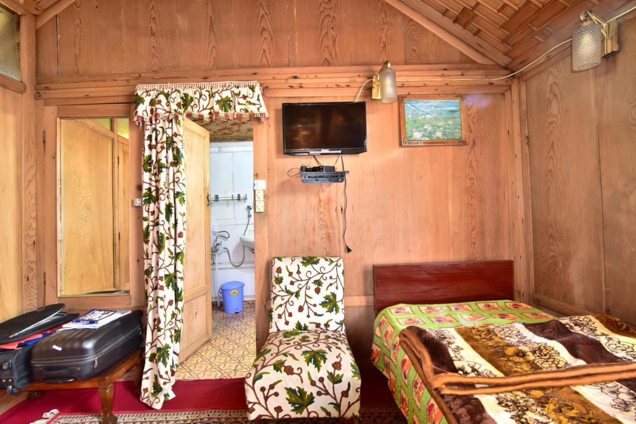 Houseboat Zaindari Palace Srinagar  Exterior photo
